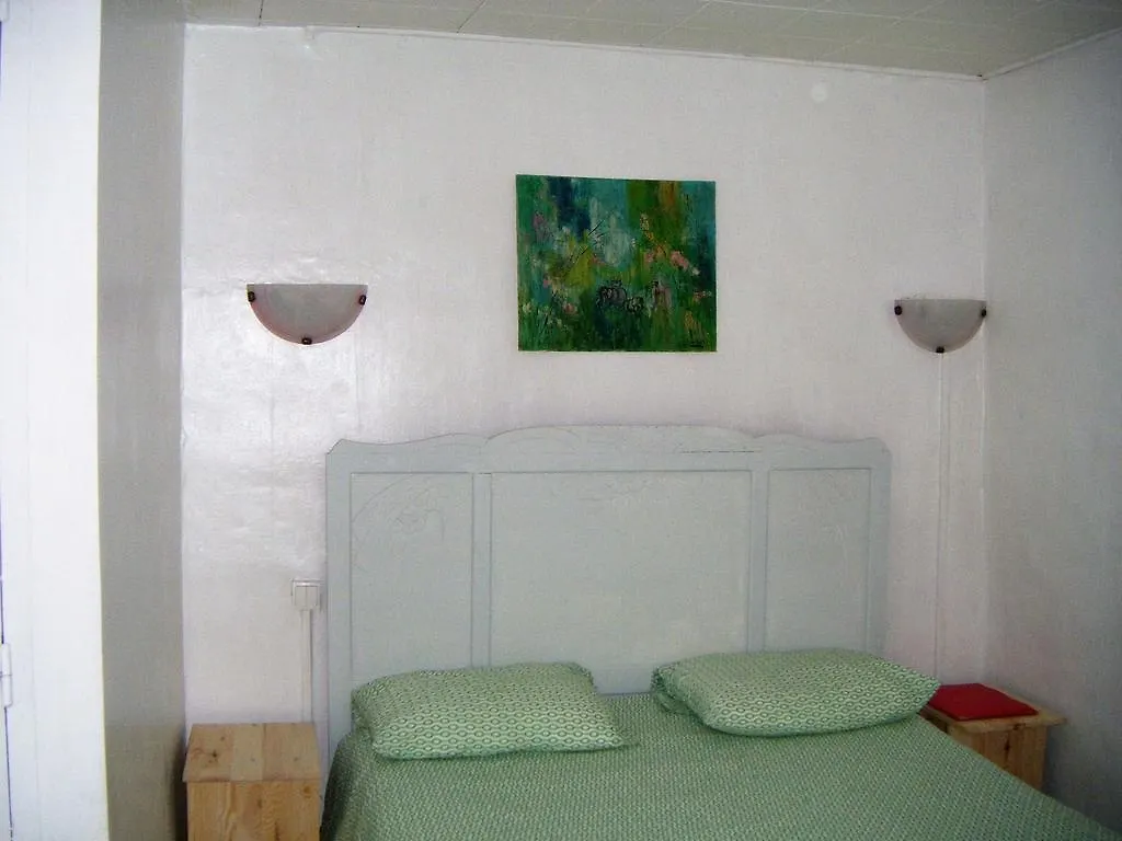 Auberge Les Cardabelles Boyne 3*,