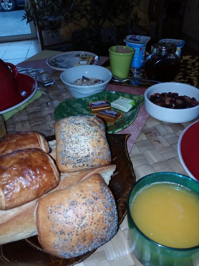 Auberge Les Cardabelles Boyne Nocleg ze śniadaniem